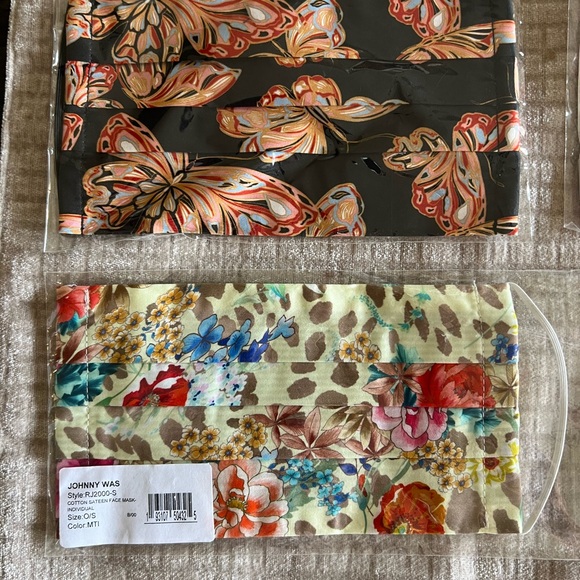 Johnny Was Set of 4! Cotton Sateen Face Mask Set NWT - Picture 8 of 9